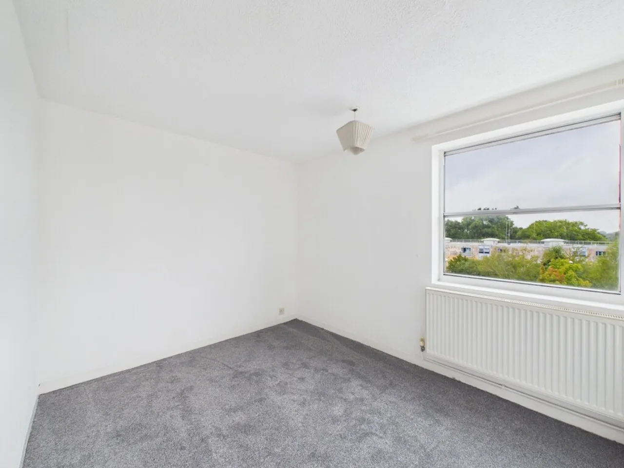 Broadfield, Crawley, photo 8