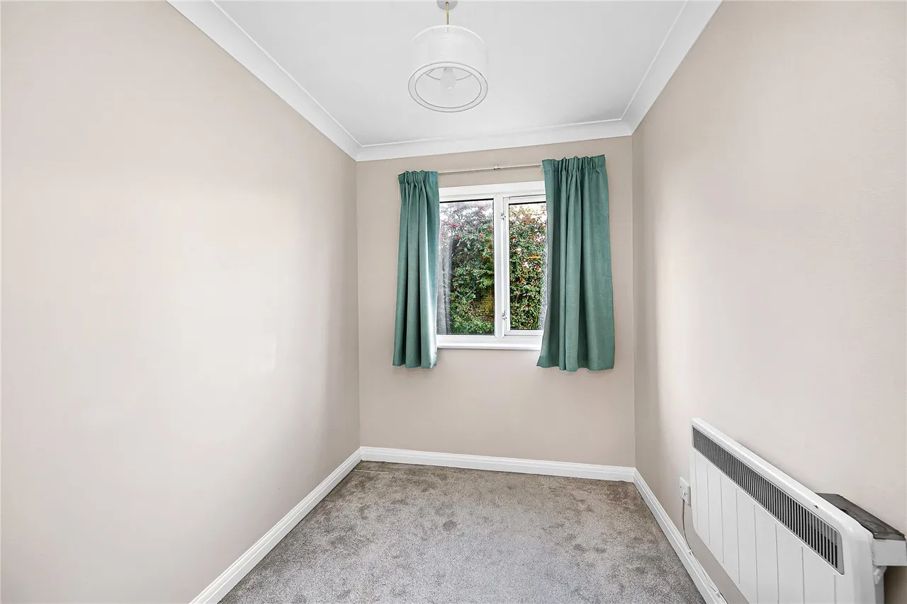 Varsity Drive, Twickenham, TW1, photo 7