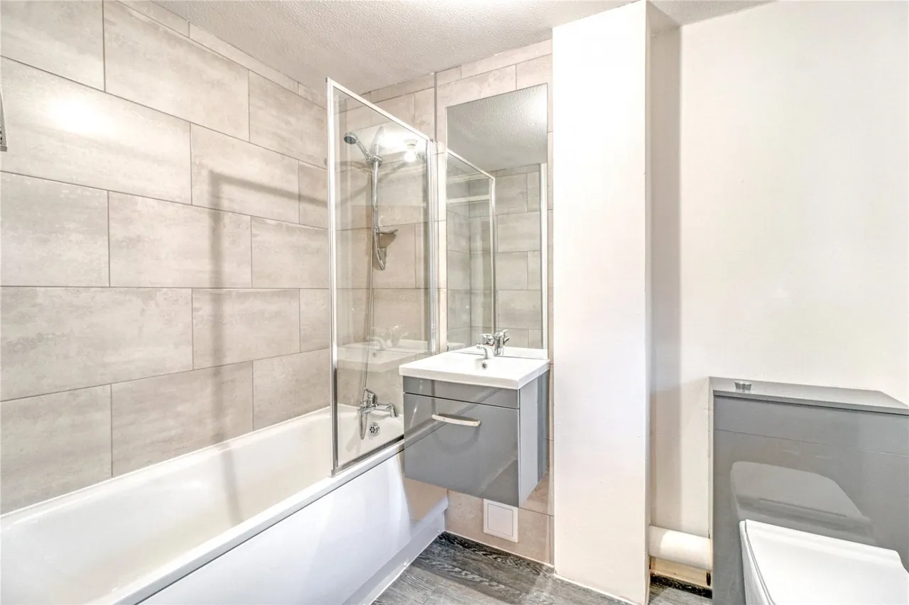 Portland Road, London, N15, photo 6
