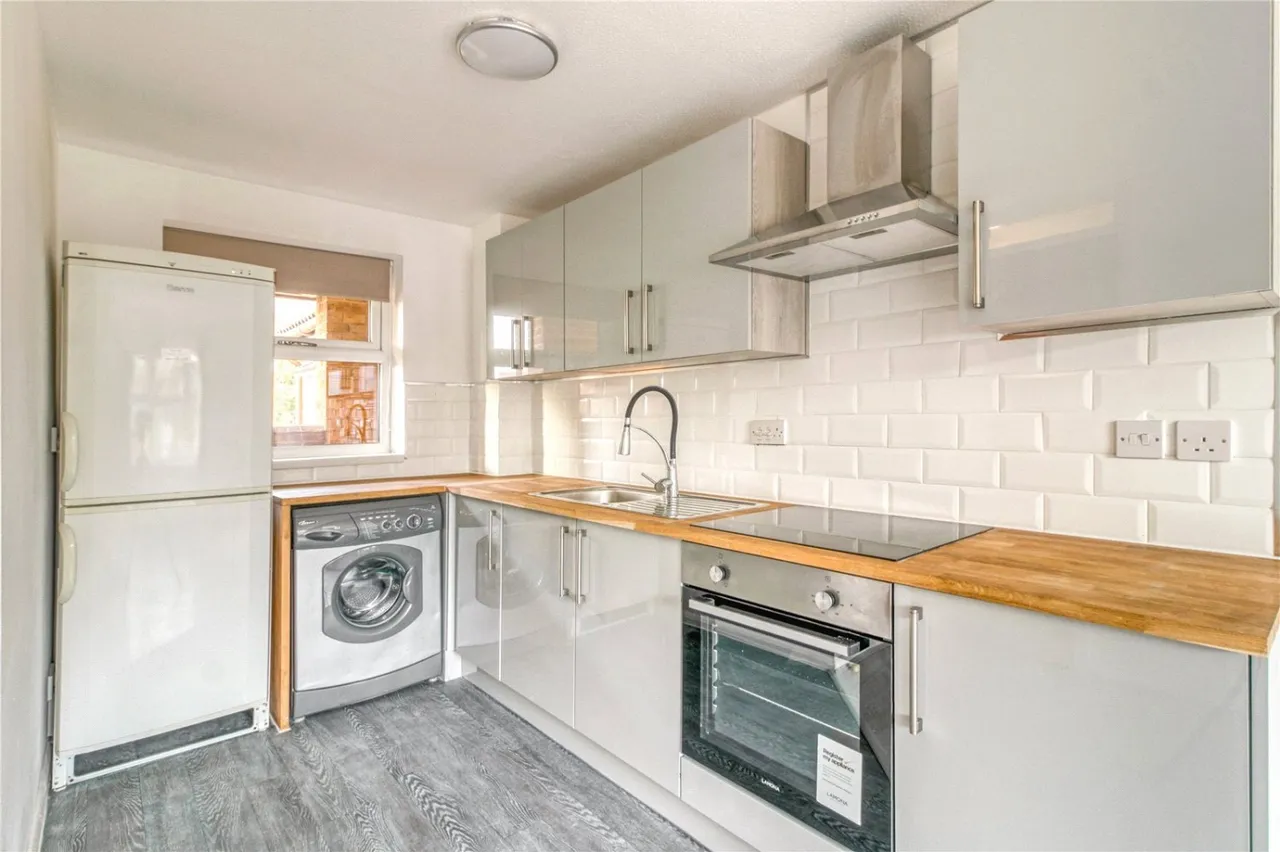 Portland Road, London, N15, photo 4