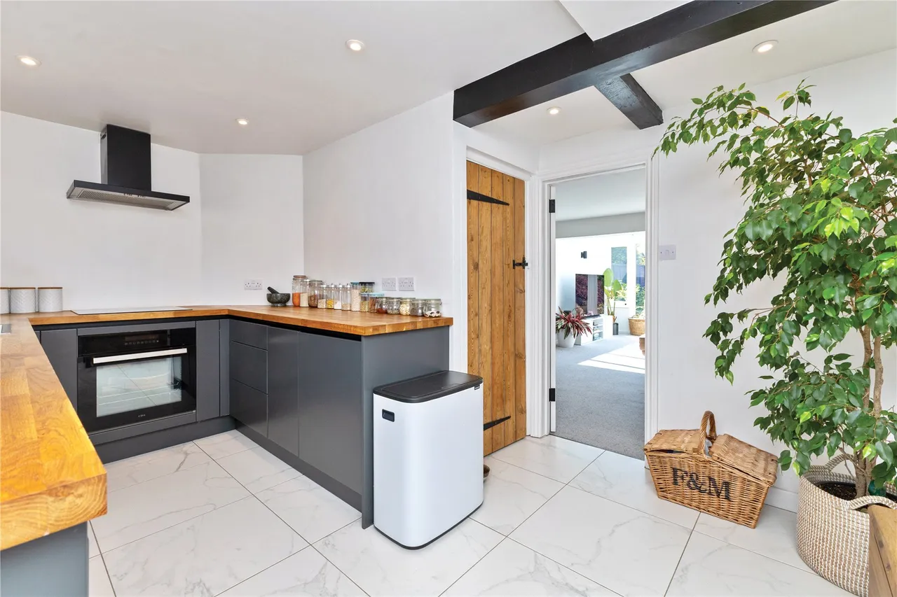 Grove Road, Hindhead, GU26, photo 11