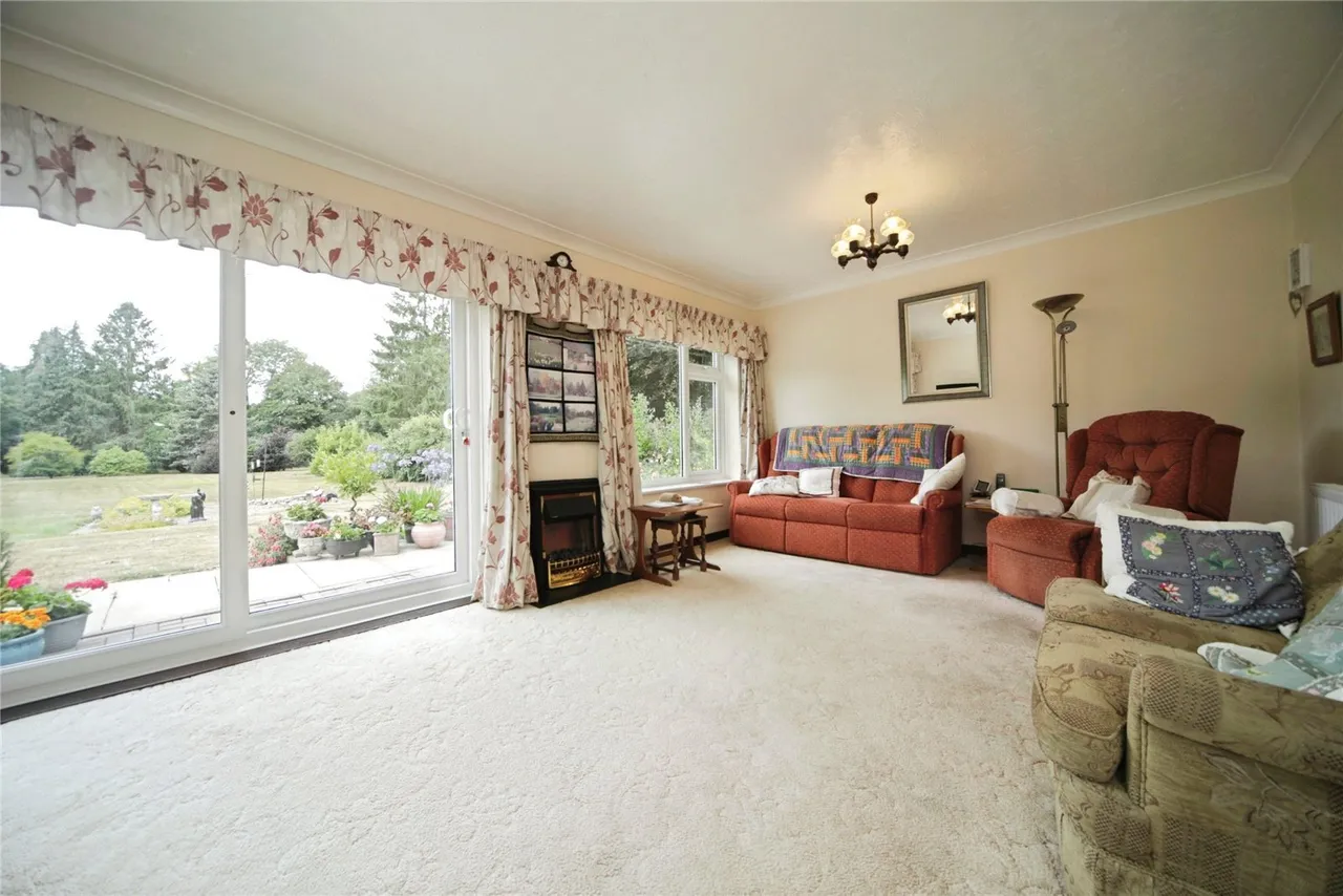 White Elm Road, Woolpit, Bury St. Edmunds, Suffolk, IP30, photo 5