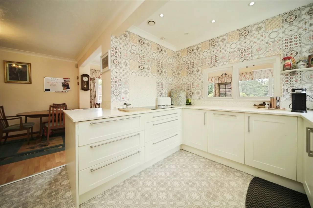 White Elm Road, Woolpit, Bury St. Edmunds, Suffolk, IP30, photo 7