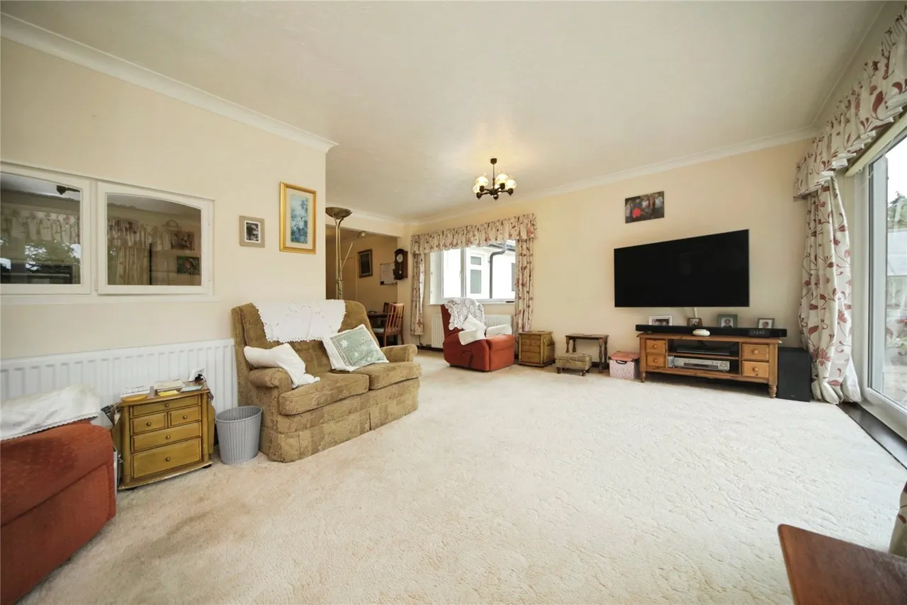 White Elm Road, Woolpit, Bury St. Edmunds, Suffolk, IP30, photo 4