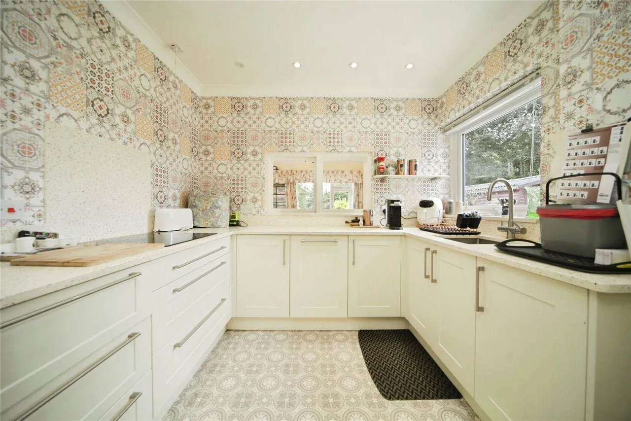 White Elm Road, Woolpit, Bury St. Edmunds, Suffolk, IP30, photo 8
