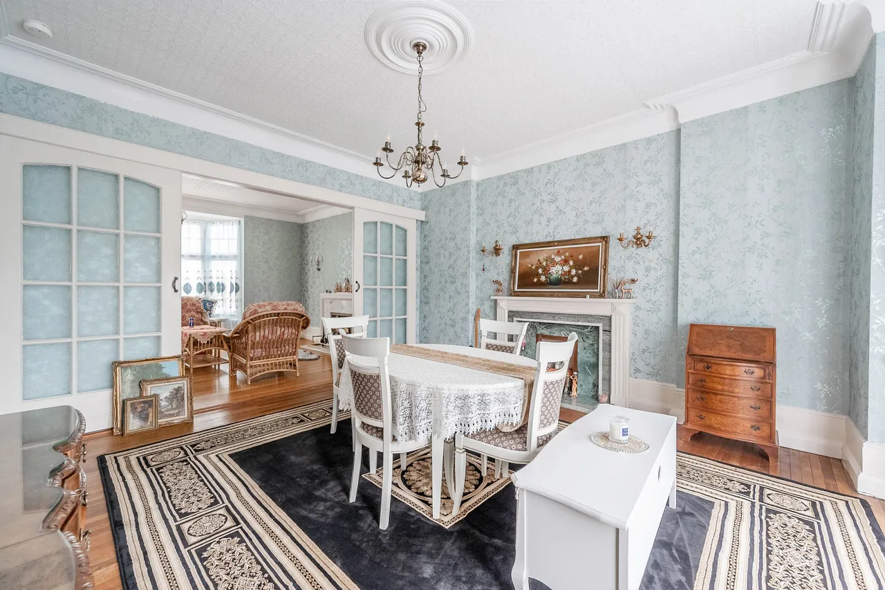 63 Oakleigh Avenue, London, photo 9