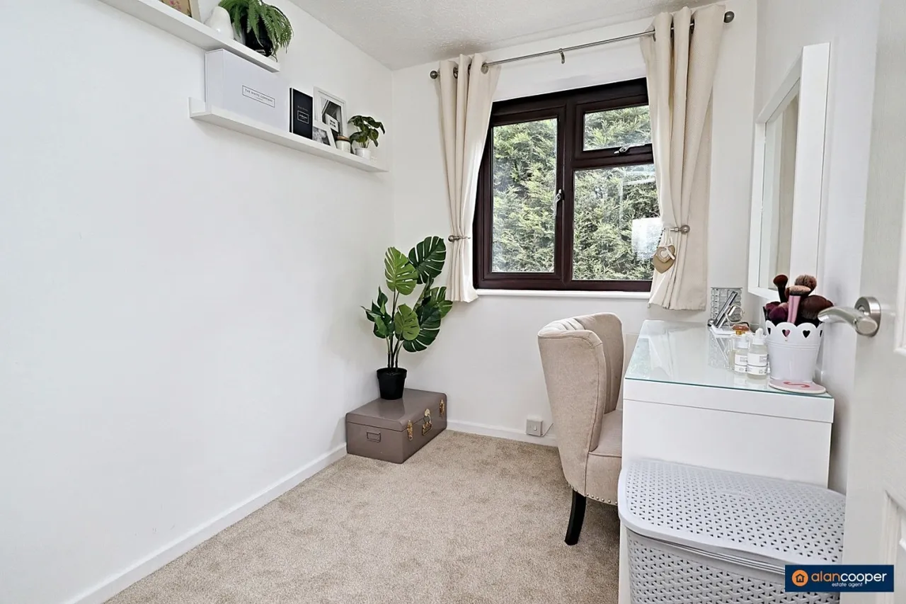 St. Michaels Way, Nuneaton, CV10, photo 15