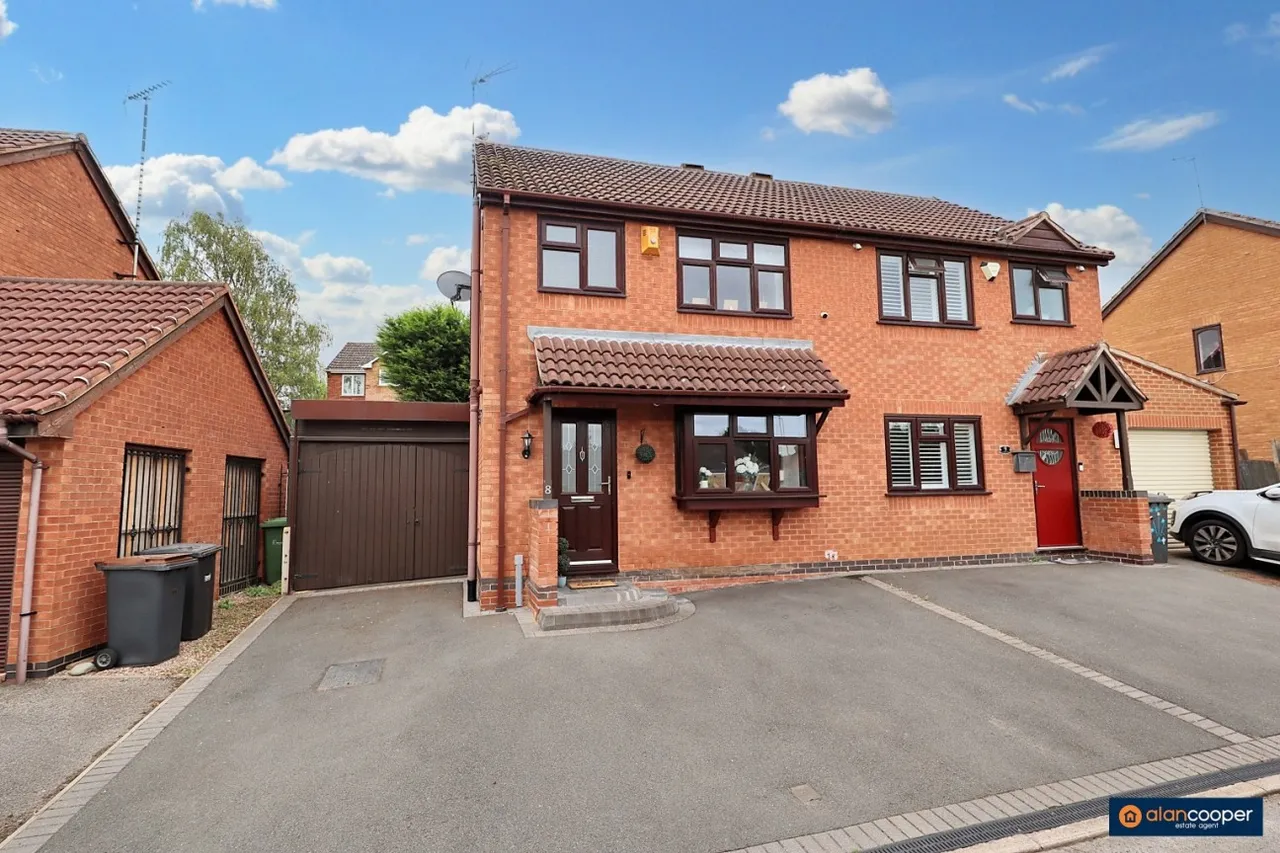 3 bed house for sale, St. Michaels Way, Nuneaton, CV10