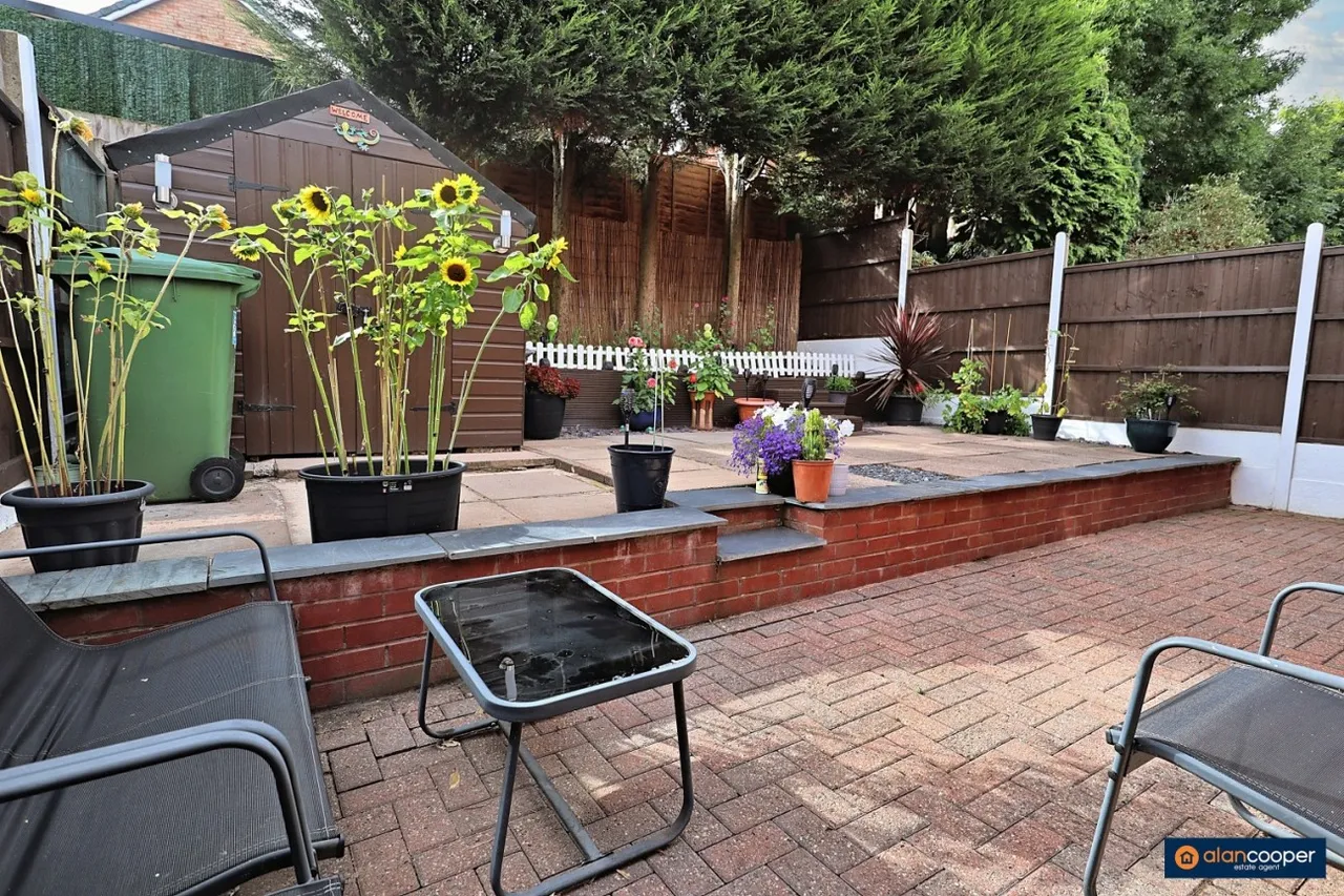 St. Michaels Way, Nuneaton, CV10, photo 19