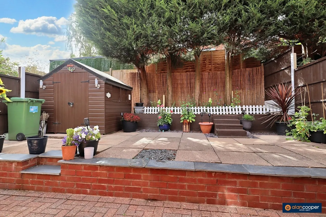 St. Michaels Way, Nuneaton, CV10, photo 18