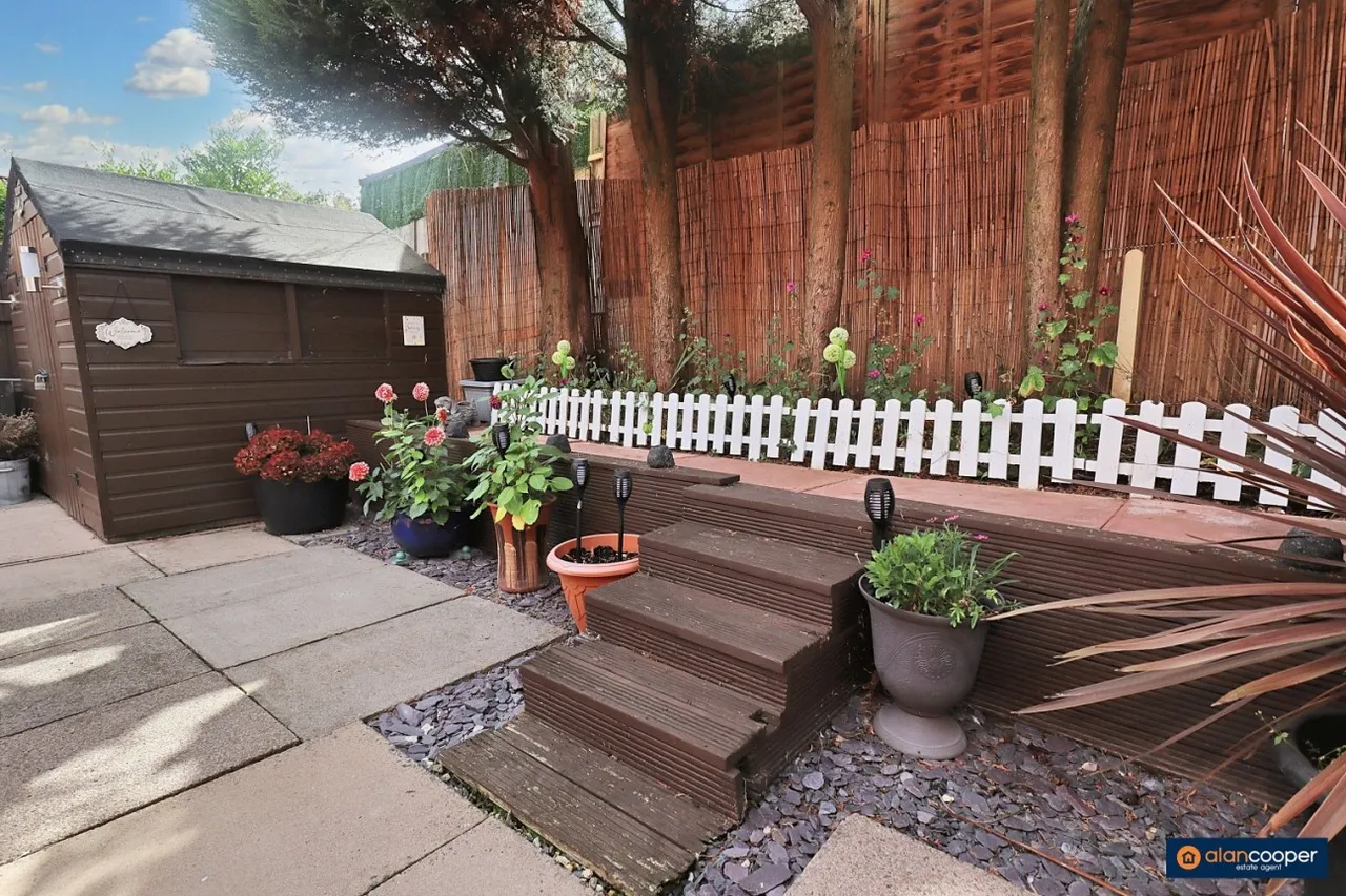 St. Michaels Way, Nuneaton, CV10, photo 20
