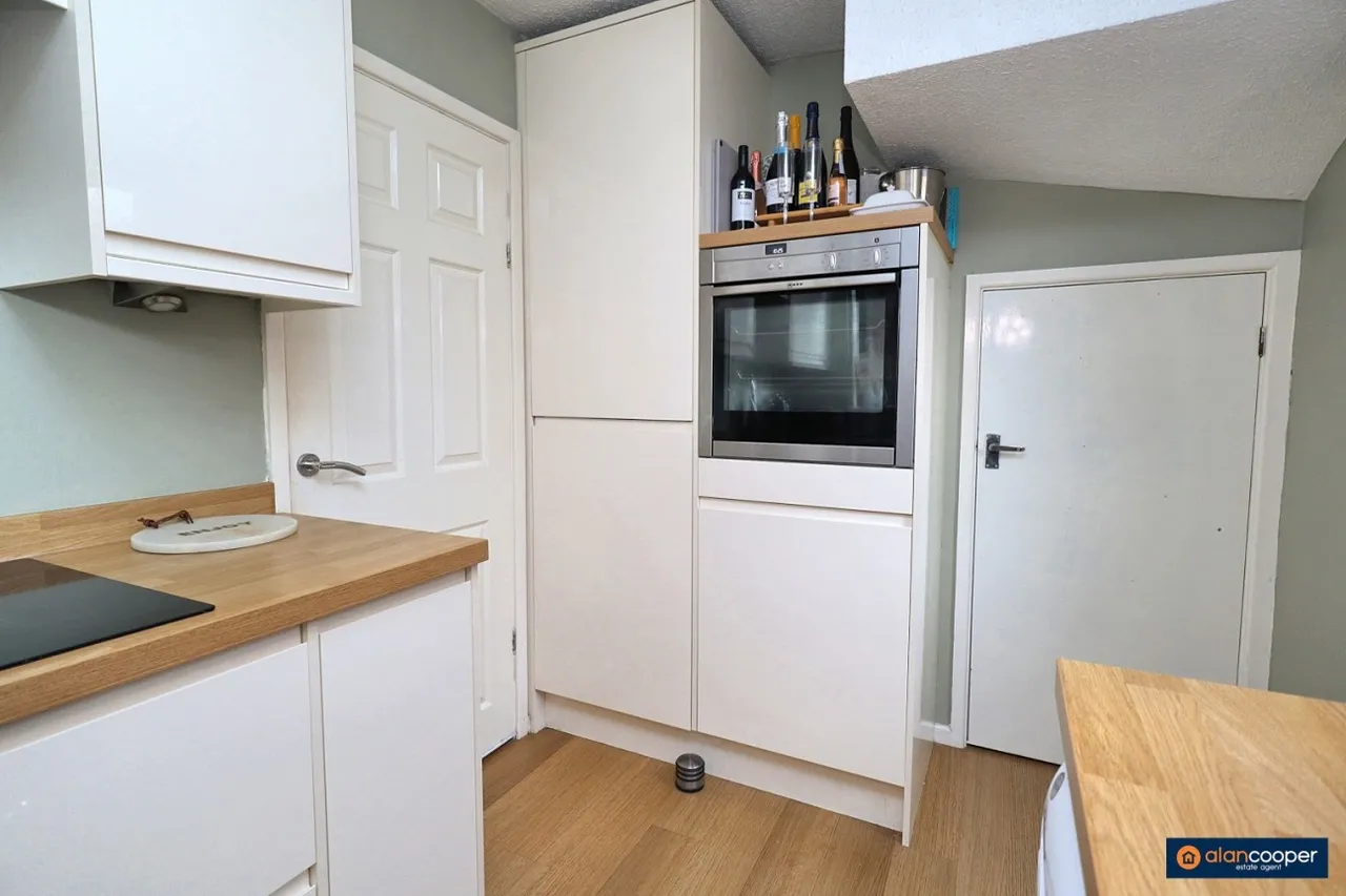 St. Michaels Way, Nuneaton, CV10, photo 9