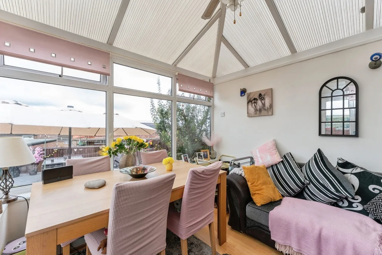 Abbots Walk, Holywell, CH8, photo 8