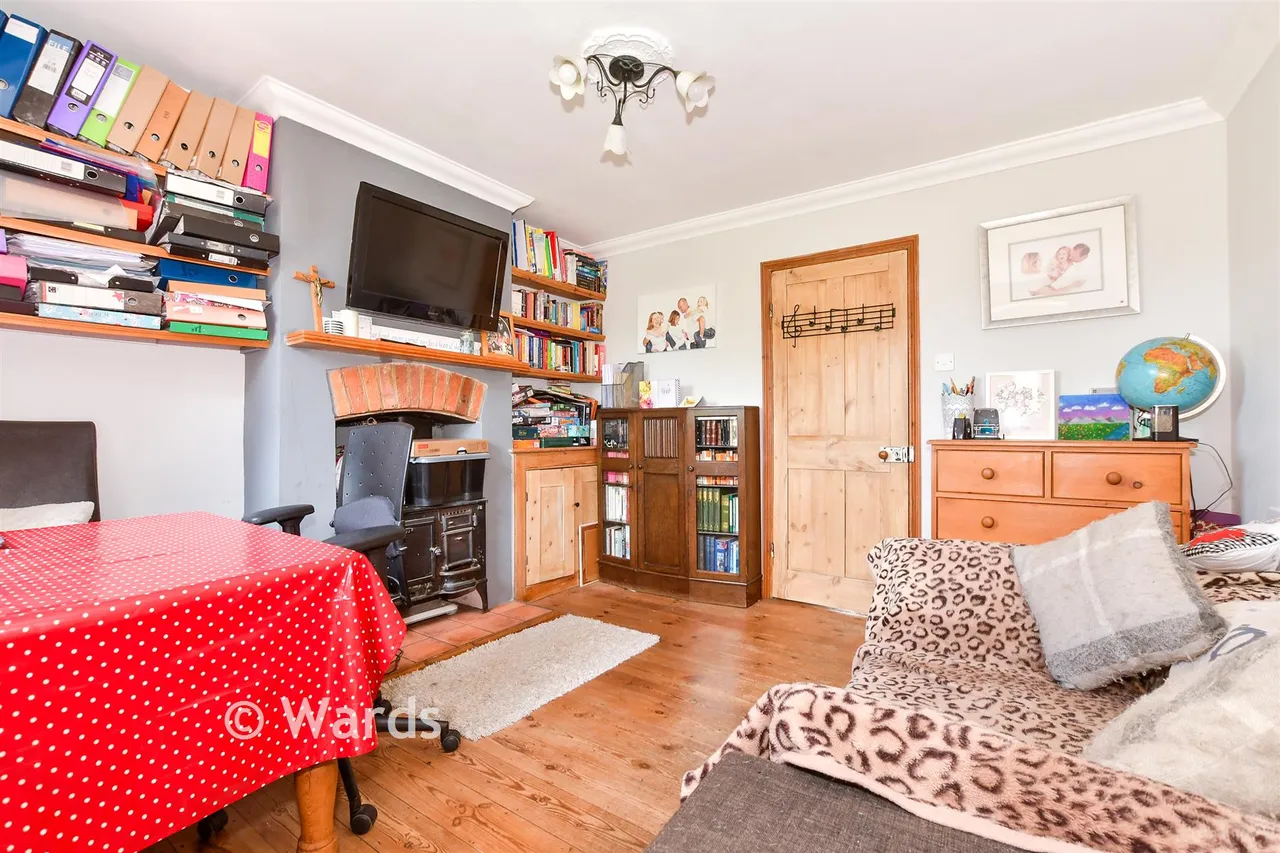 Lees Road, Yalding, ME18, photo 6