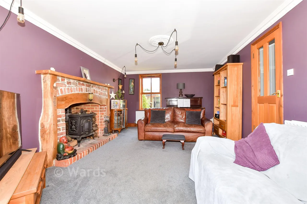 Lees Road, Yalding, ME18, photo 3