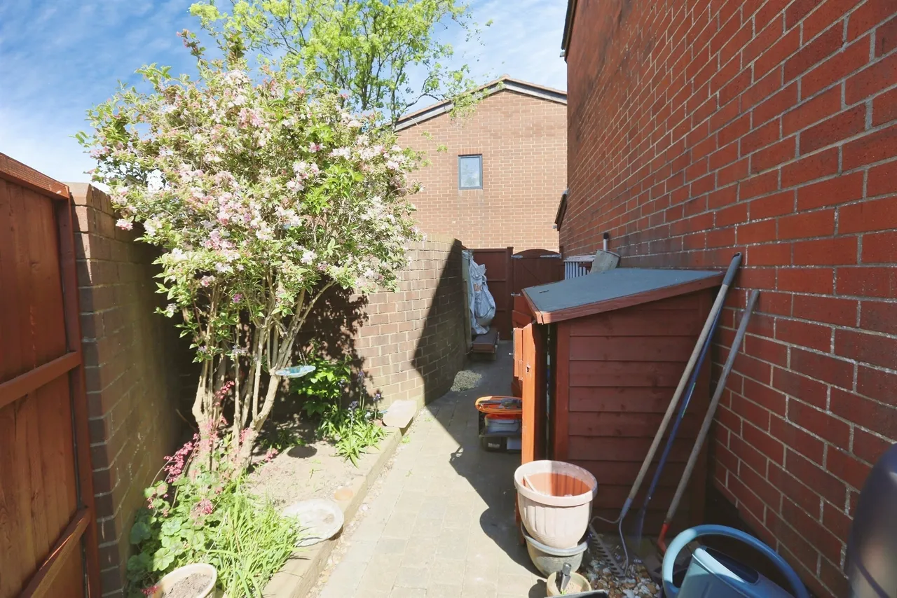 The Mount, Gosport, PO13, photo 17