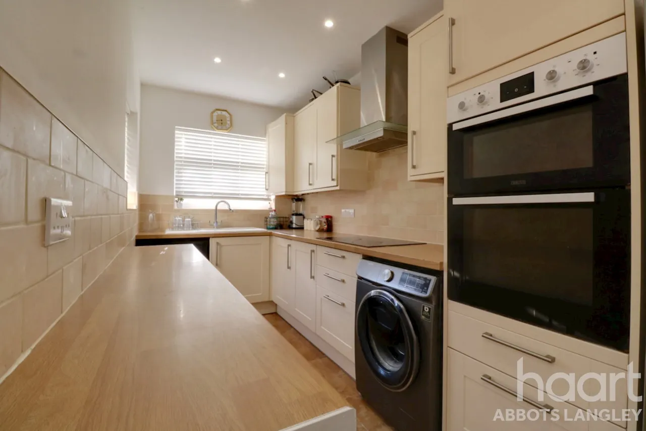 Meadow Road, Watford, WD25, photo 7