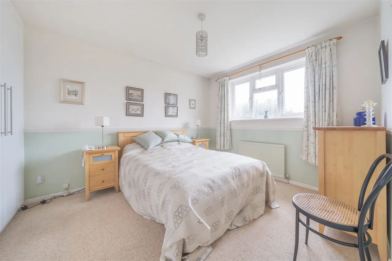 Ash Hill Close, Bushey, WD23, photo 10