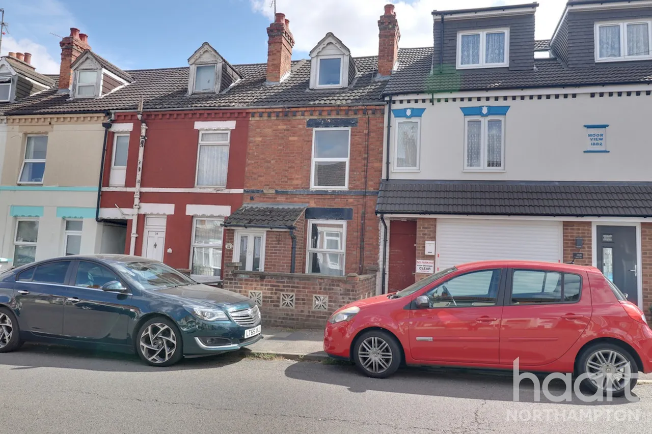 Washbrook Road, NN10, photo 8