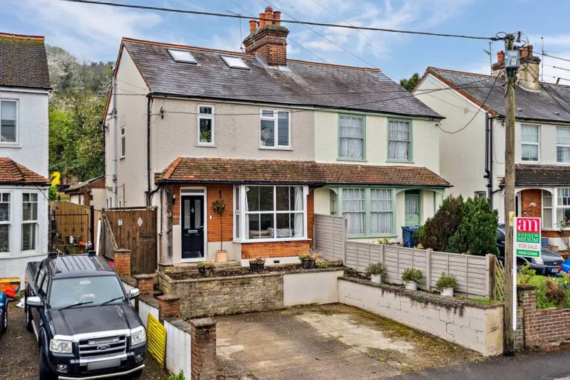 3 bed house for sale — Boundary Road, Wooburn Green HP10 0DH