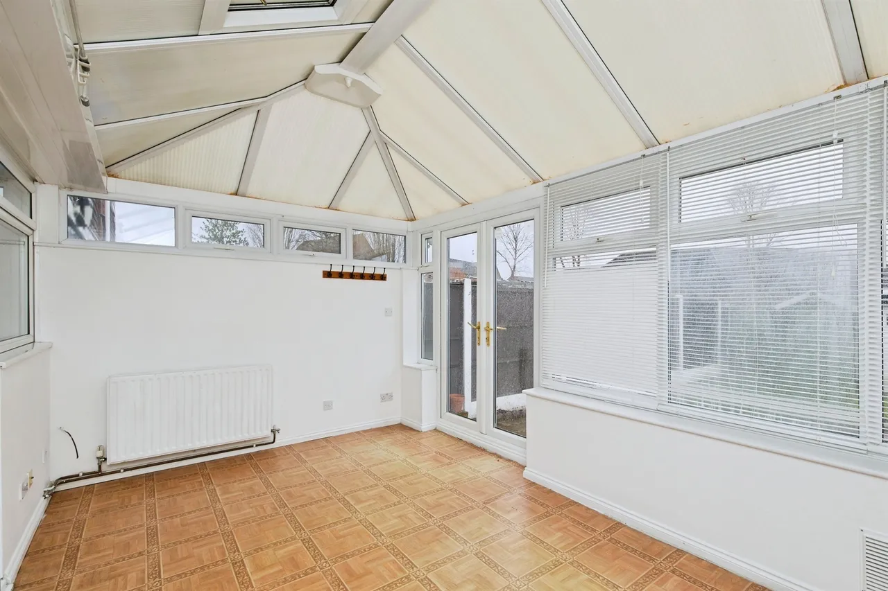 Harper Court, Burton-On-Trent, DE13, photo 9