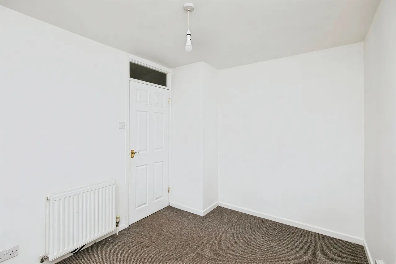 Harper Court, Burton-On-Trent, DE13, photo 3