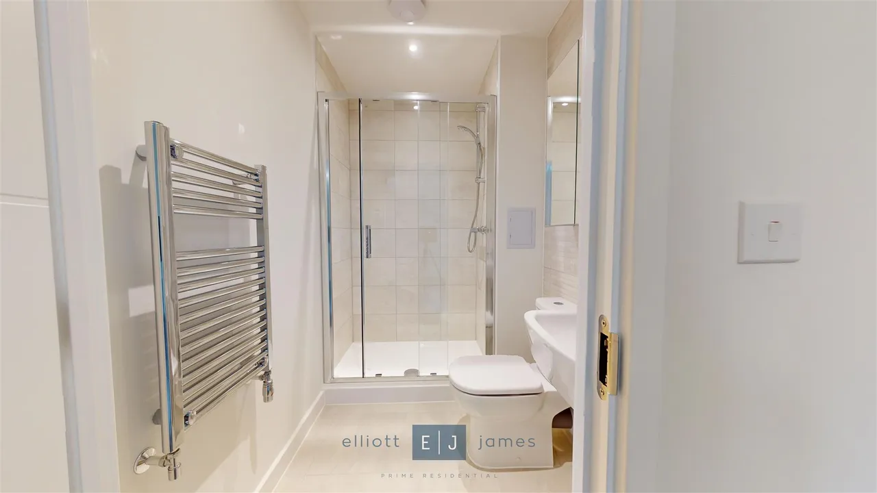 Epping Gate, Borders Lane, Loughton, photo 8