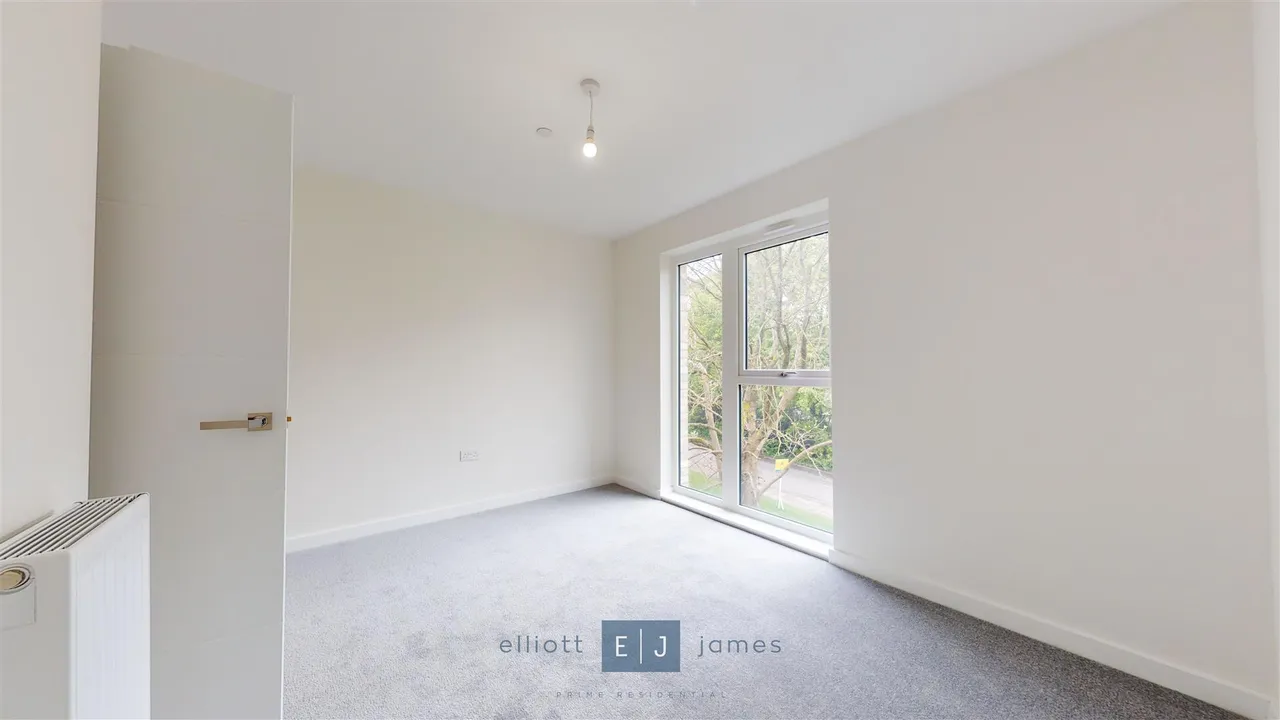 Epping Gate, Borders Lane, Loughton, photo 4