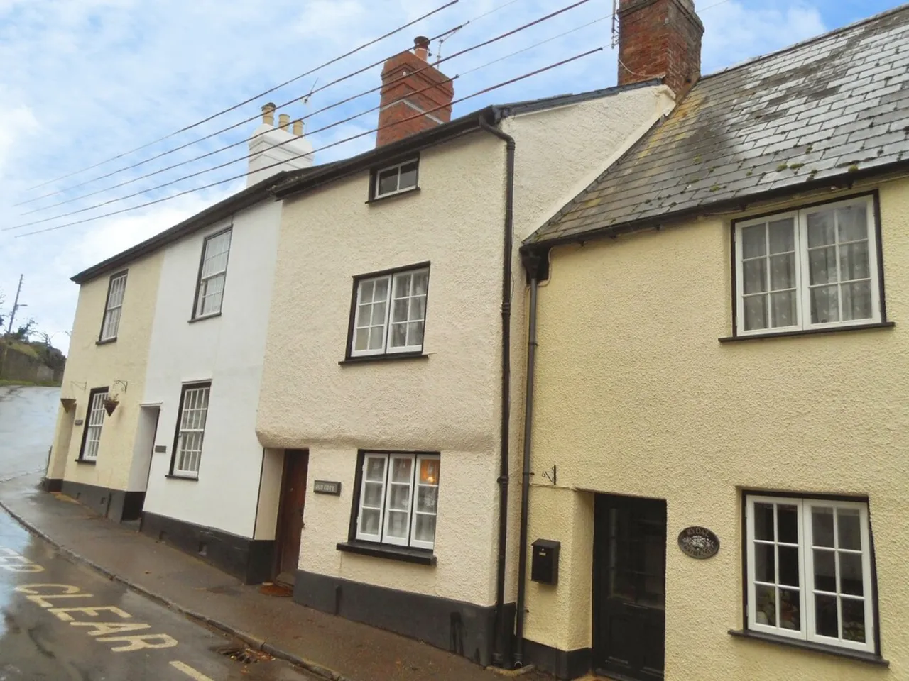 2 bed house to rent — Bullen Street