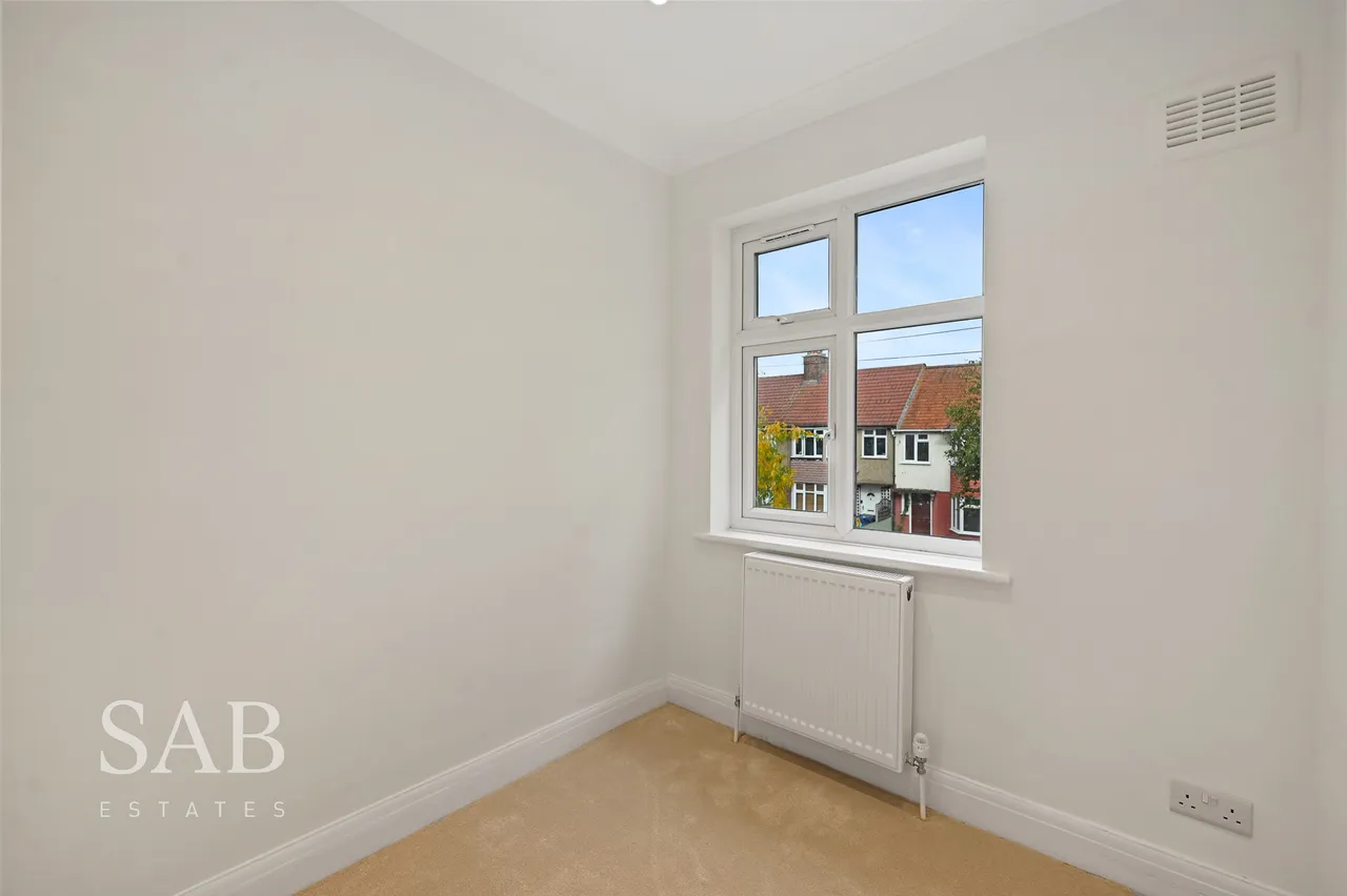 Eastcote Avenue, Greenford, UB6, photo 9