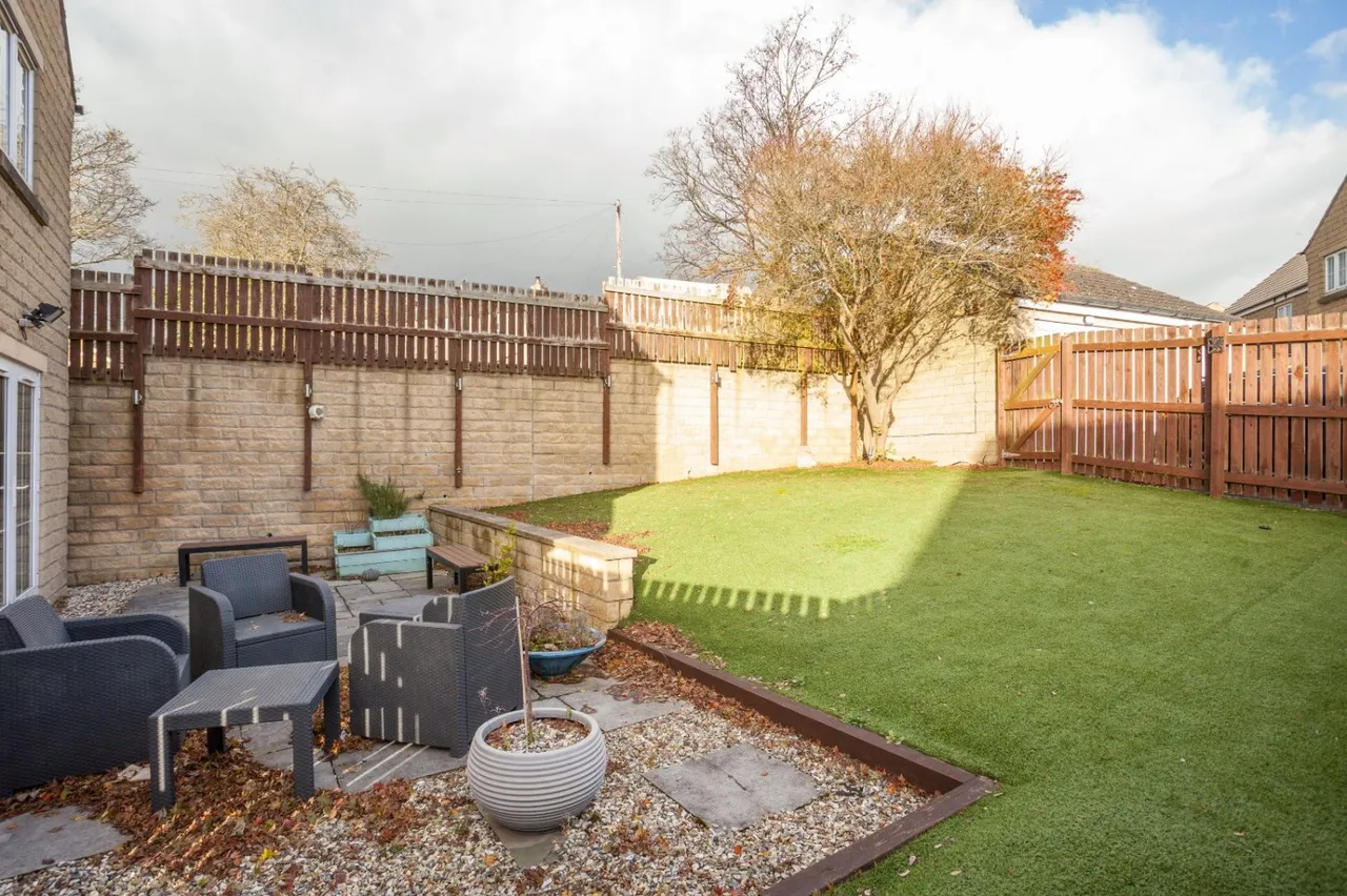 Cuniver Court, Liversedge, WF15, photo 5