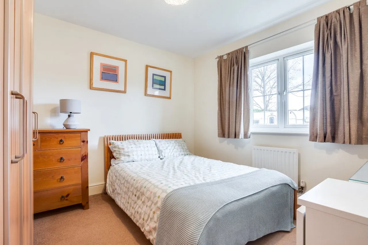 Cuniver Court, Liversedge, WF15, photo 11