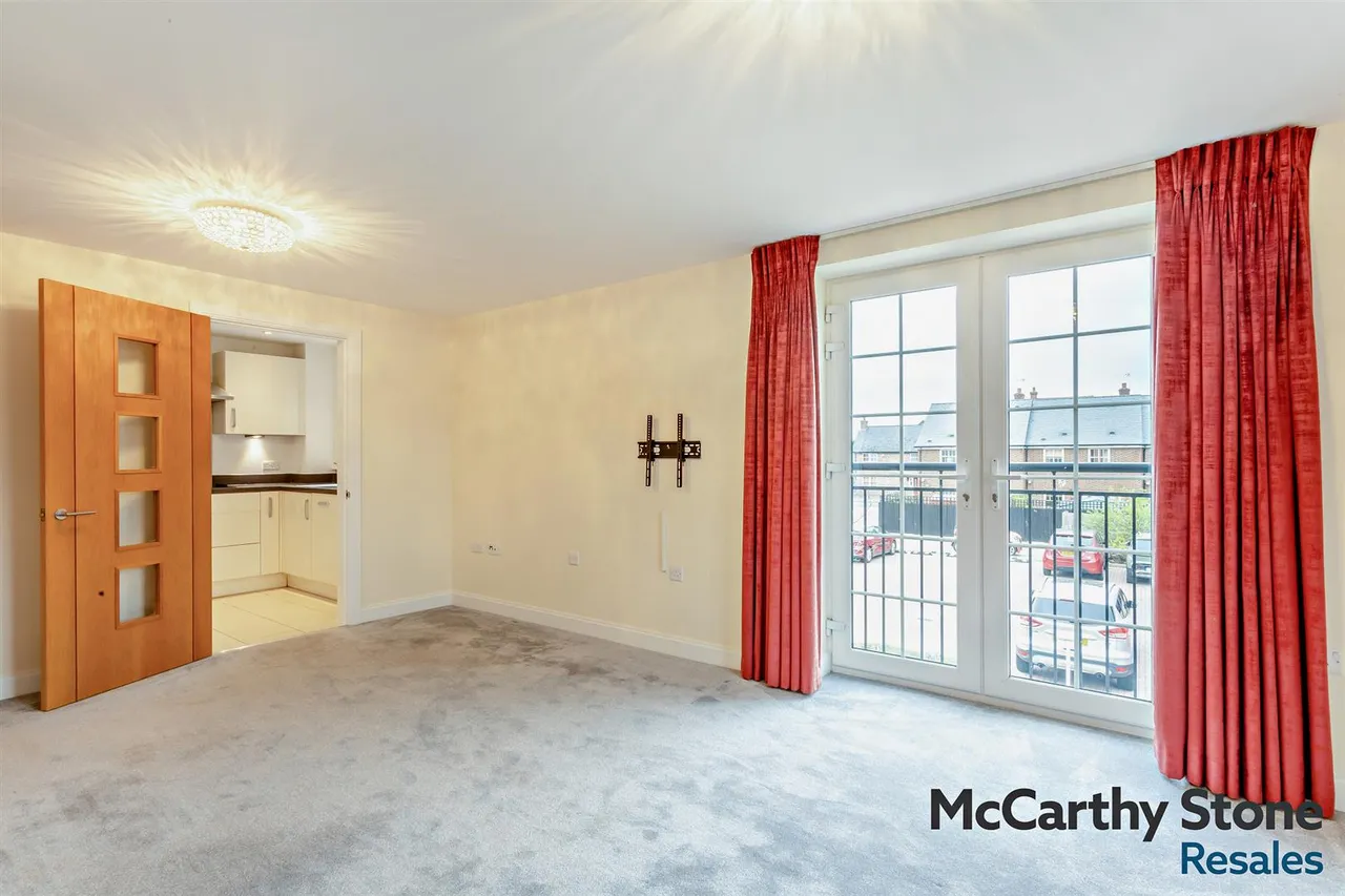 Shortmead Street, Biggleswade, SG18, photo 3
