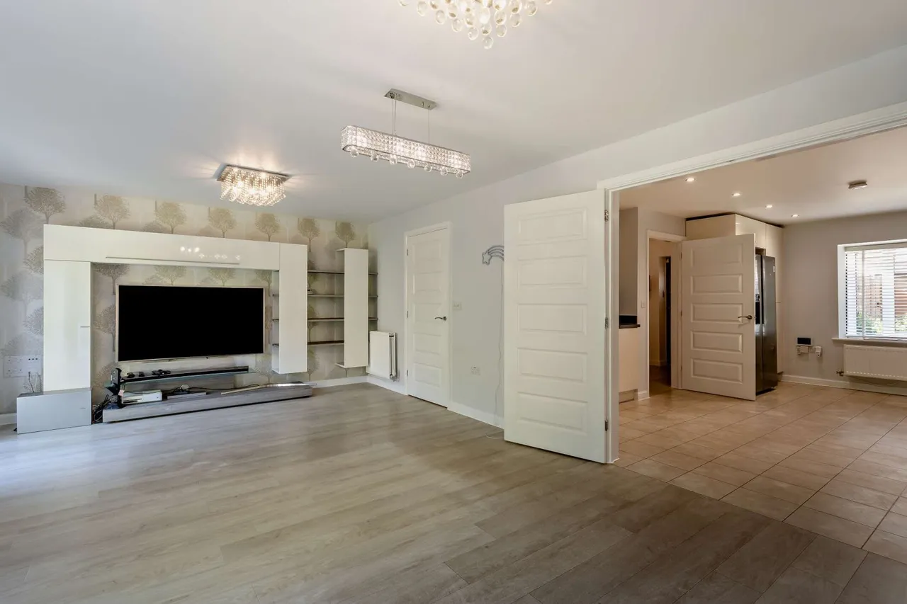 Carmine Road, Trumpington, Cambridge, Cambridgeshire, CB2 9ED, photo 6