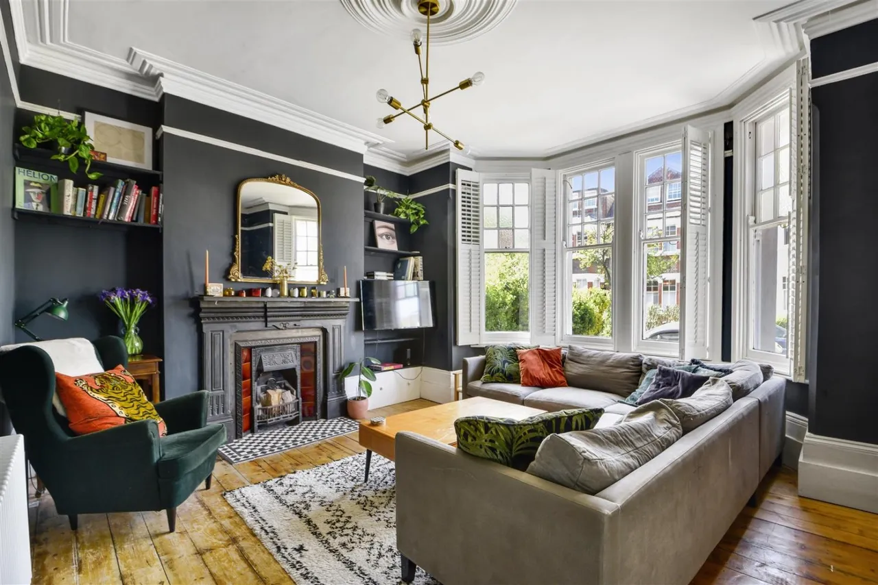 2 bed flat for sale — Cranwich Road, London, N16