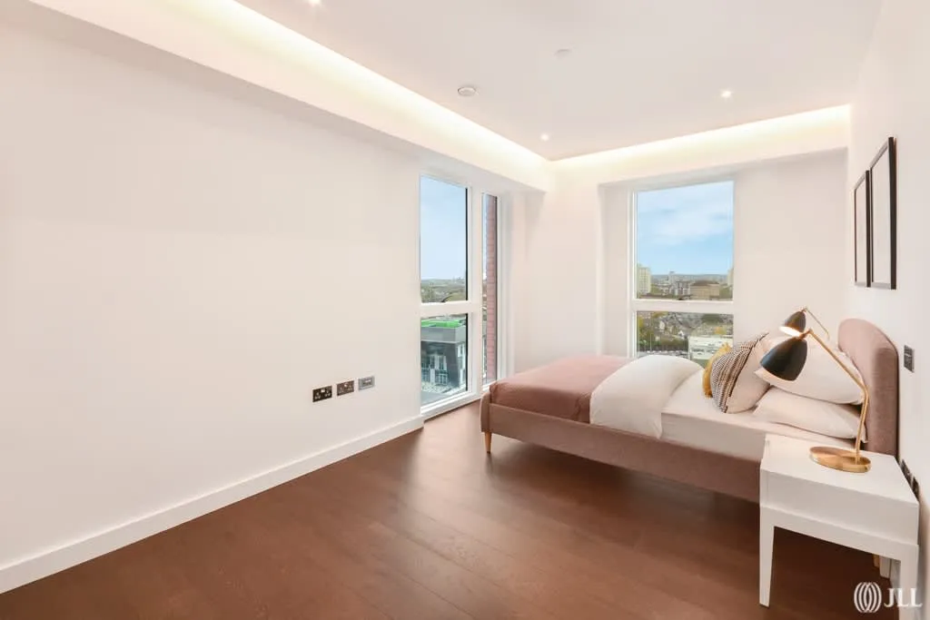 Ponton Road, London, SW11, photo 13