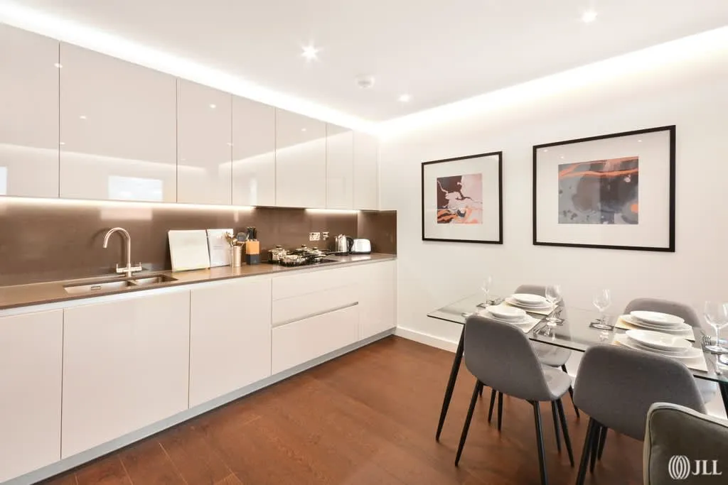 Ponton Road, London, SW11, photo 2