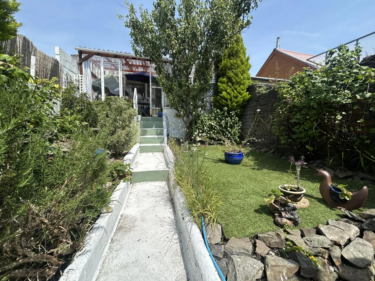 Brithweunydd Road, Tonypandy, CF40, photo 24