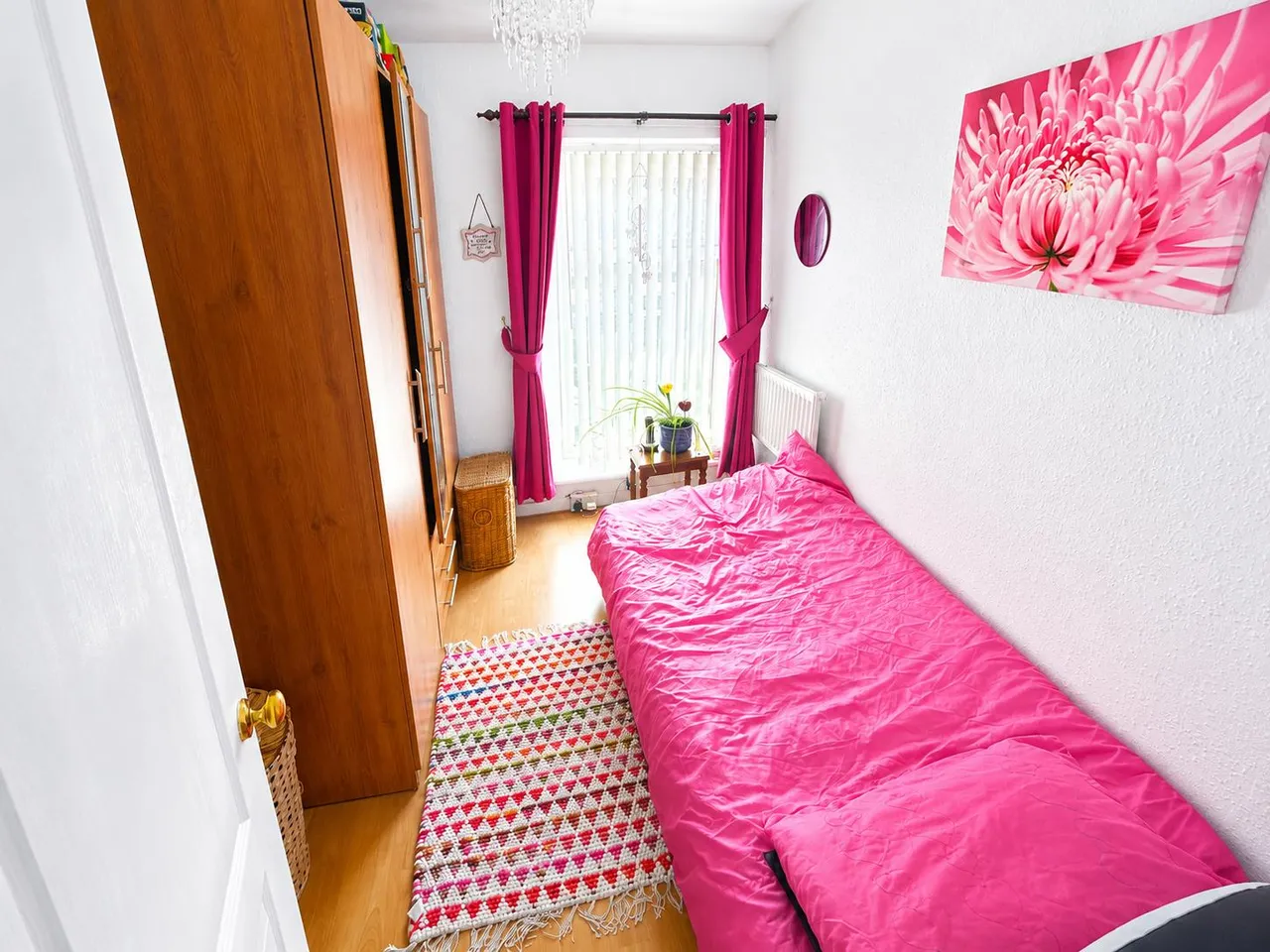 Brithweunydd Road, Tonypandy, CF40, photo 14