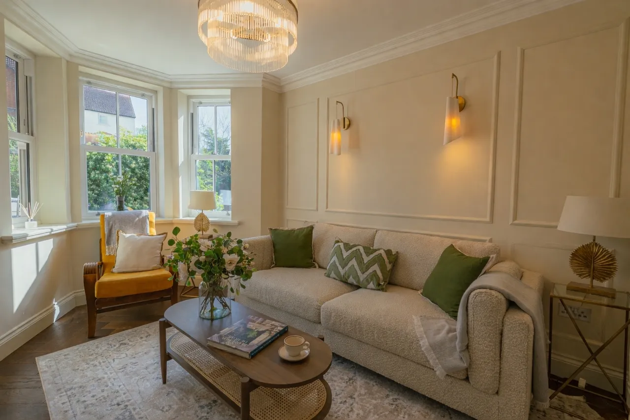 Platts Lane, London, NW3, photo 3