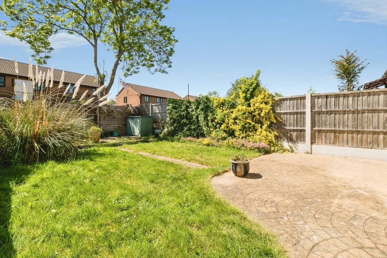 Mungo Park Road, South Hornchurch, RM13, photo 8