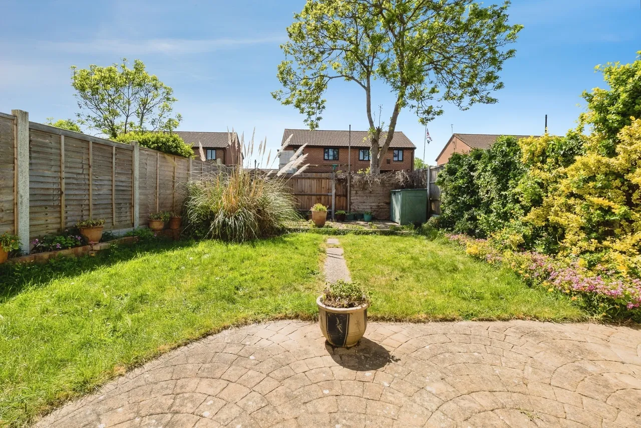 Mungo Park Road, South Hornchurch, RM13, photo 7