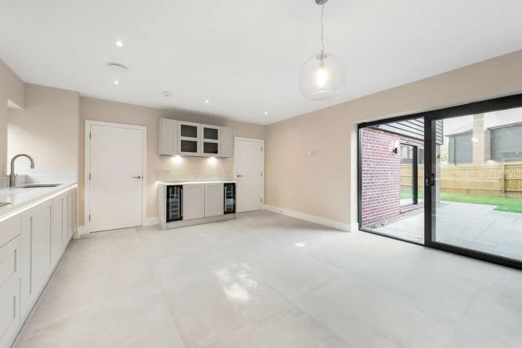 Henrietta Place, Berrys Green, photo 2