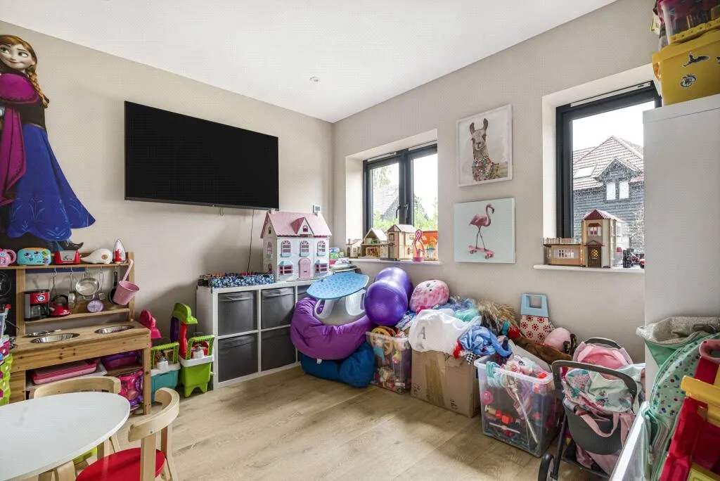 Henrietta Place, Berrys Green, photo 25