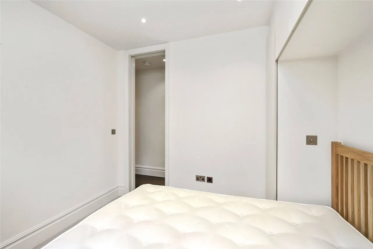 Dunraven Road, London, W12, photo 6