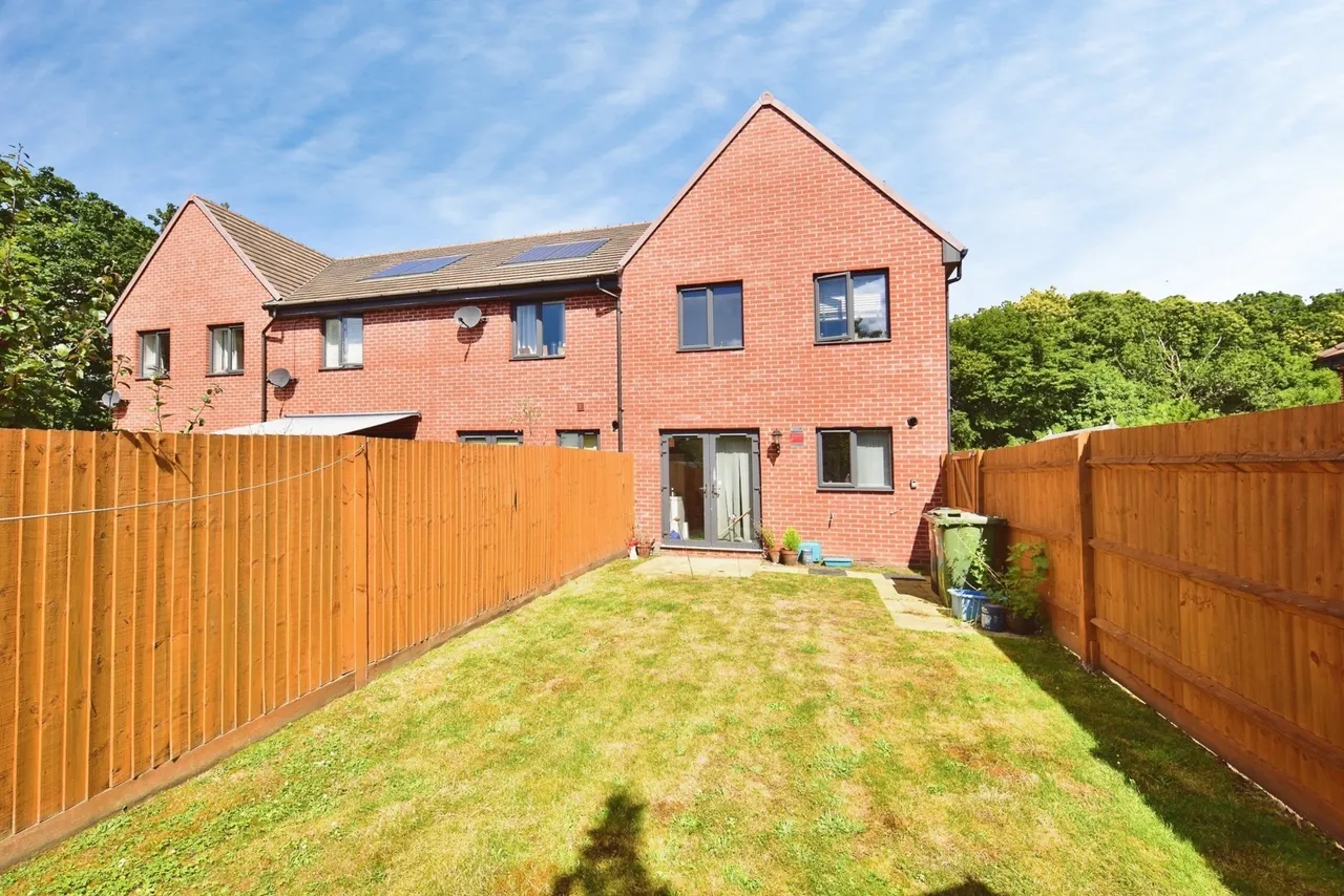 Heath Wood Drive, MAIDSTONE, Kent, ME14, photo 13
