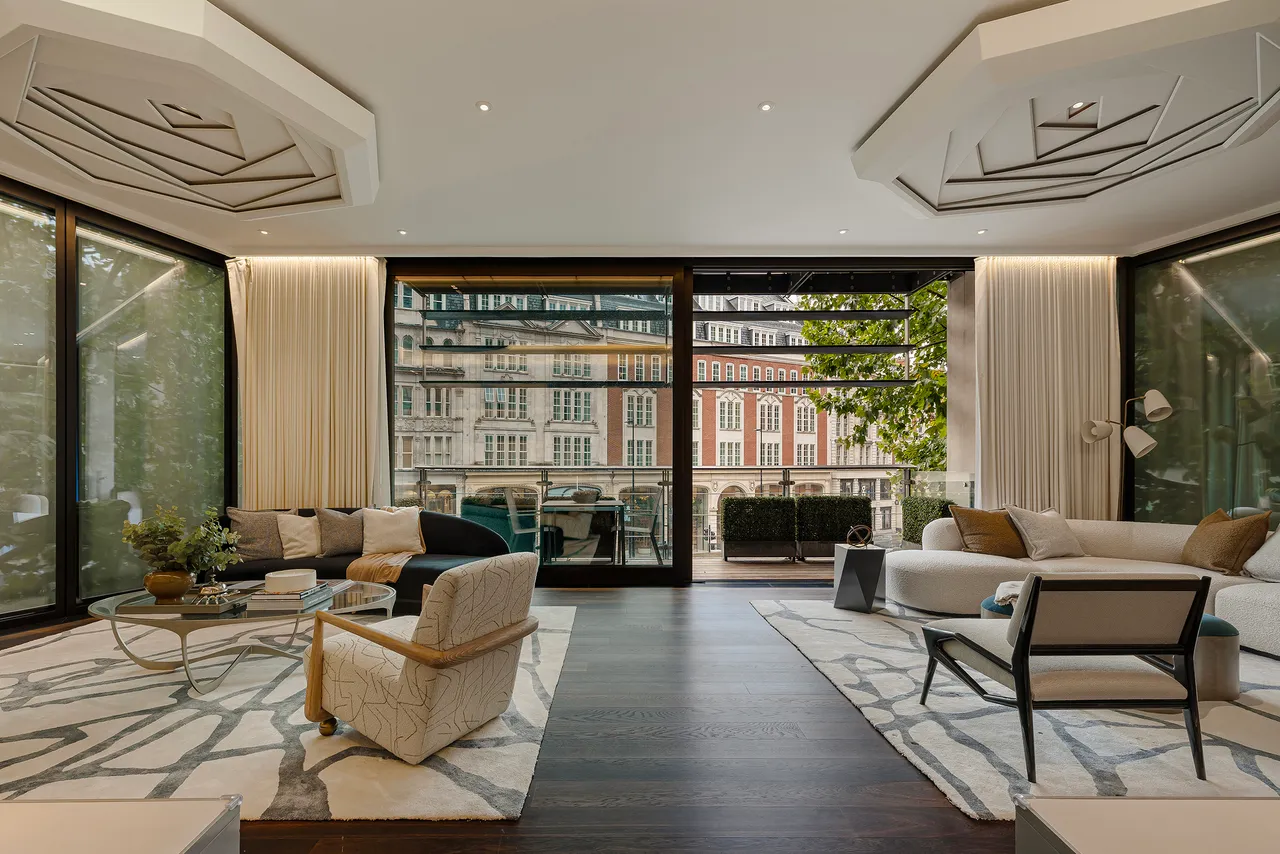 100 Knightsbridge, One Hyde Park, Knightsbridge, London, photo 5