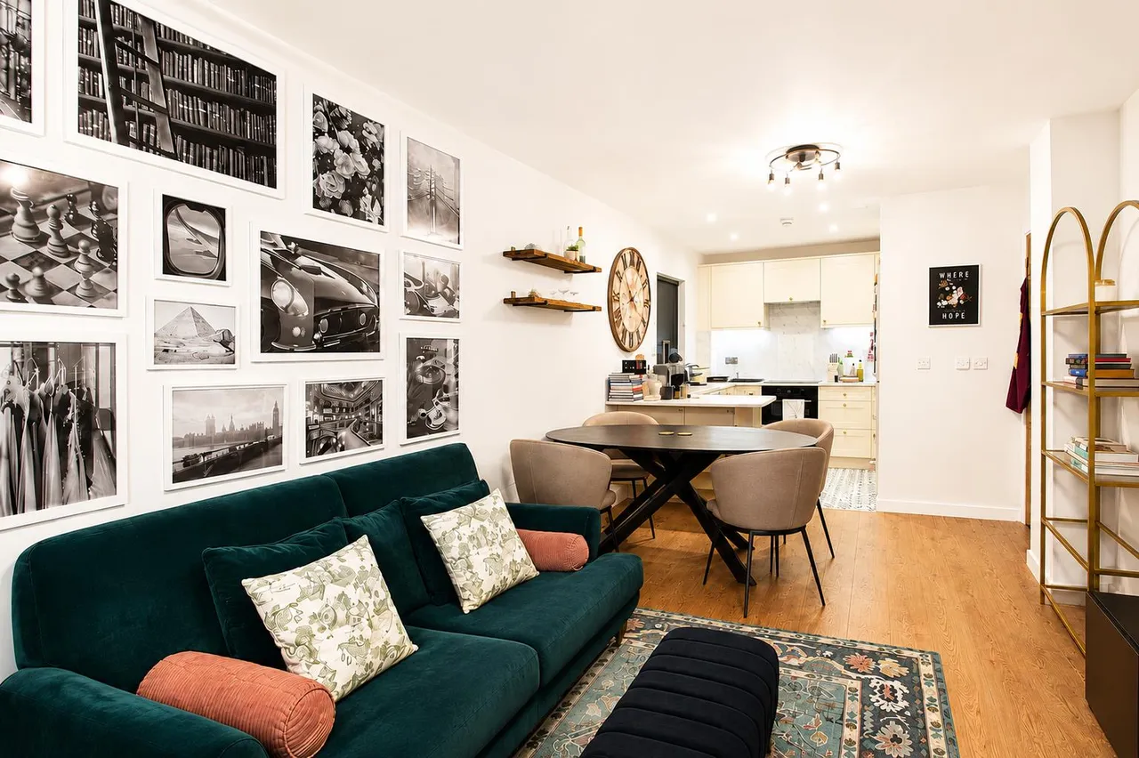 Putney Hill, London, SW15, photo 6