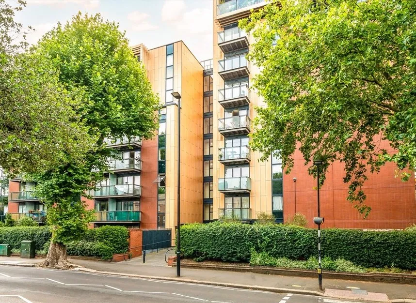 2 bed flat for sale — London Road, Isleworth, TW7