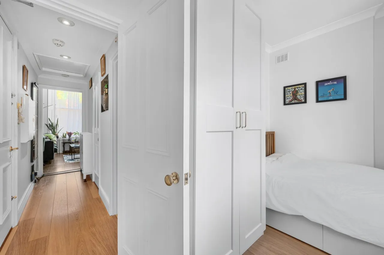 Warwick Avenue, London, W9, photo 12